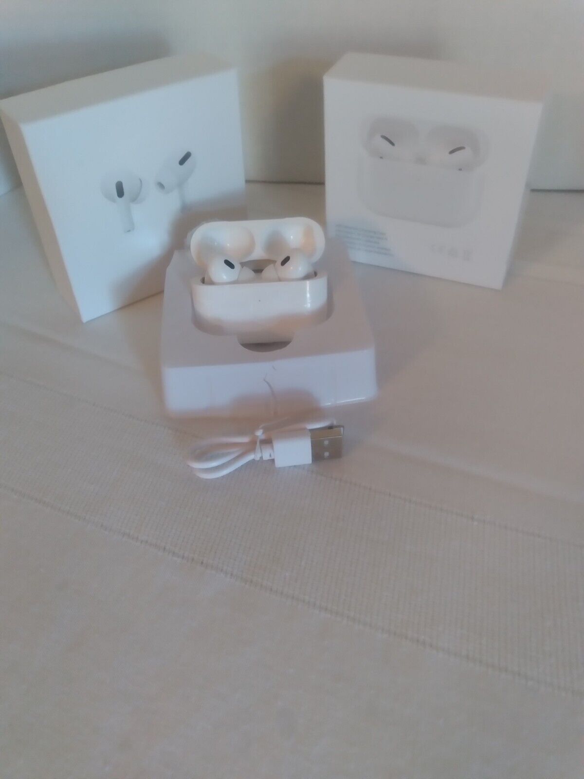 Ear Buds Bluetooth Wireless In-Ear Headset , White