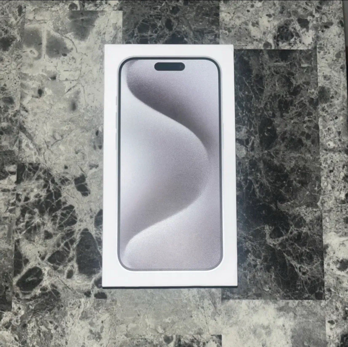 iPhone 14 Pro 64GB White Color UNLOCKED Smooth Screen