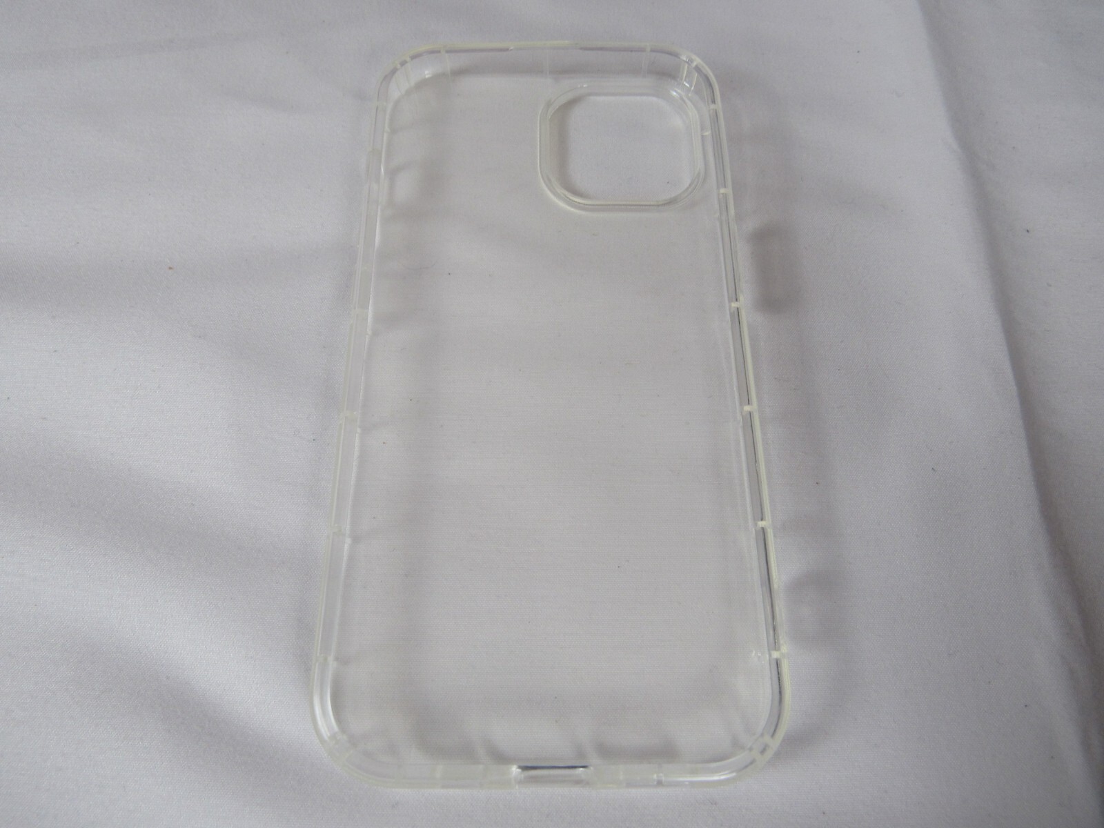 Aeska Case Made for an Apple Phone, Clear Phone Case for iPhone 16
