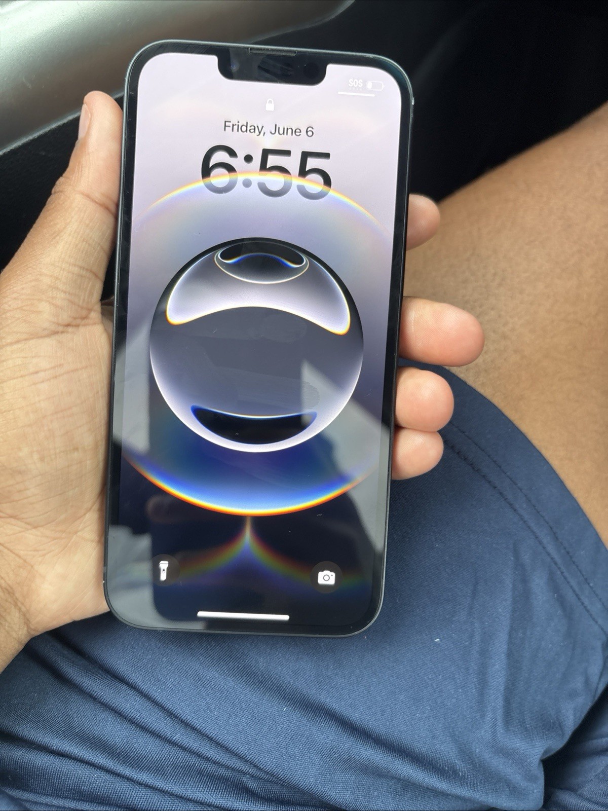 iPhone 16e 2025