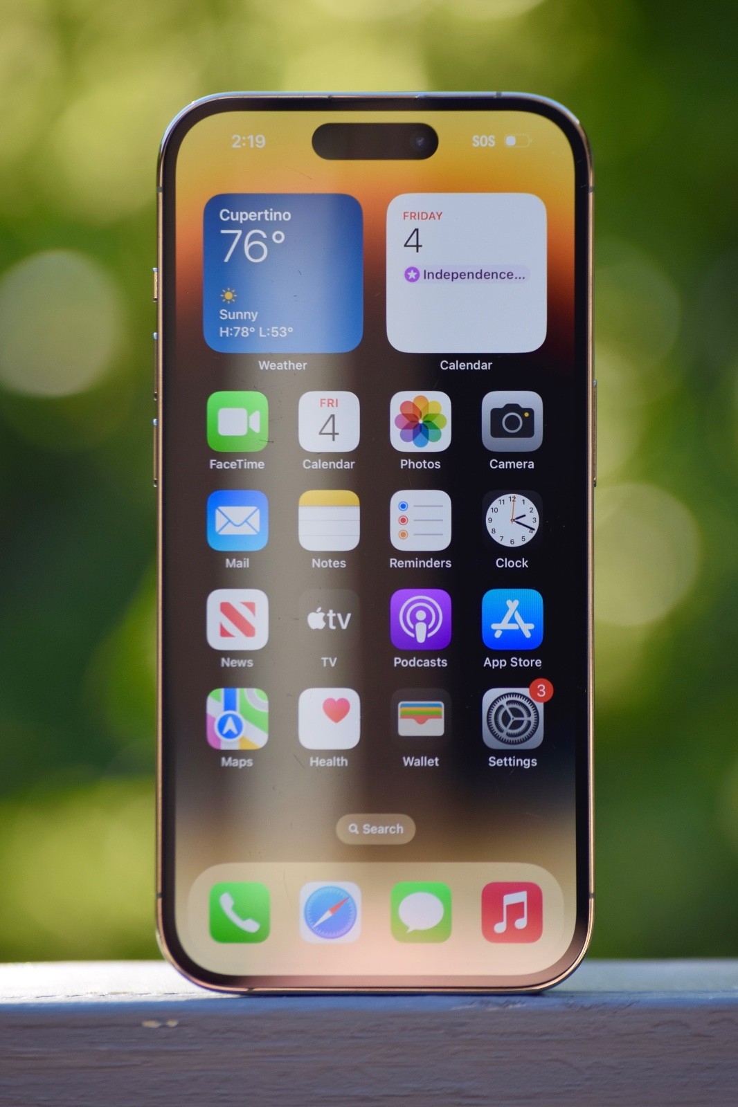 Apple iPhone 14 Pro – 256 GB – Gold (Unlocked) 81% Battery Mint Condition