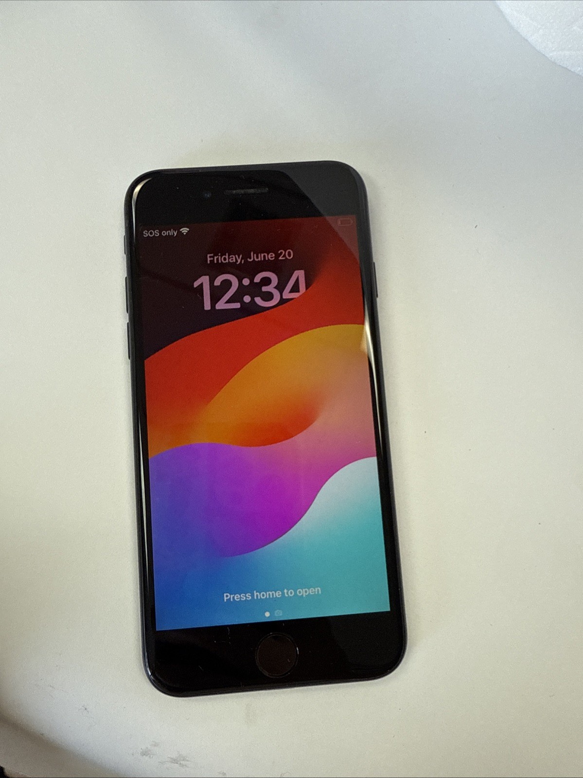 Apple iPhone SE 2nd Gen 64GB Unlocked ALL CarriersGood color