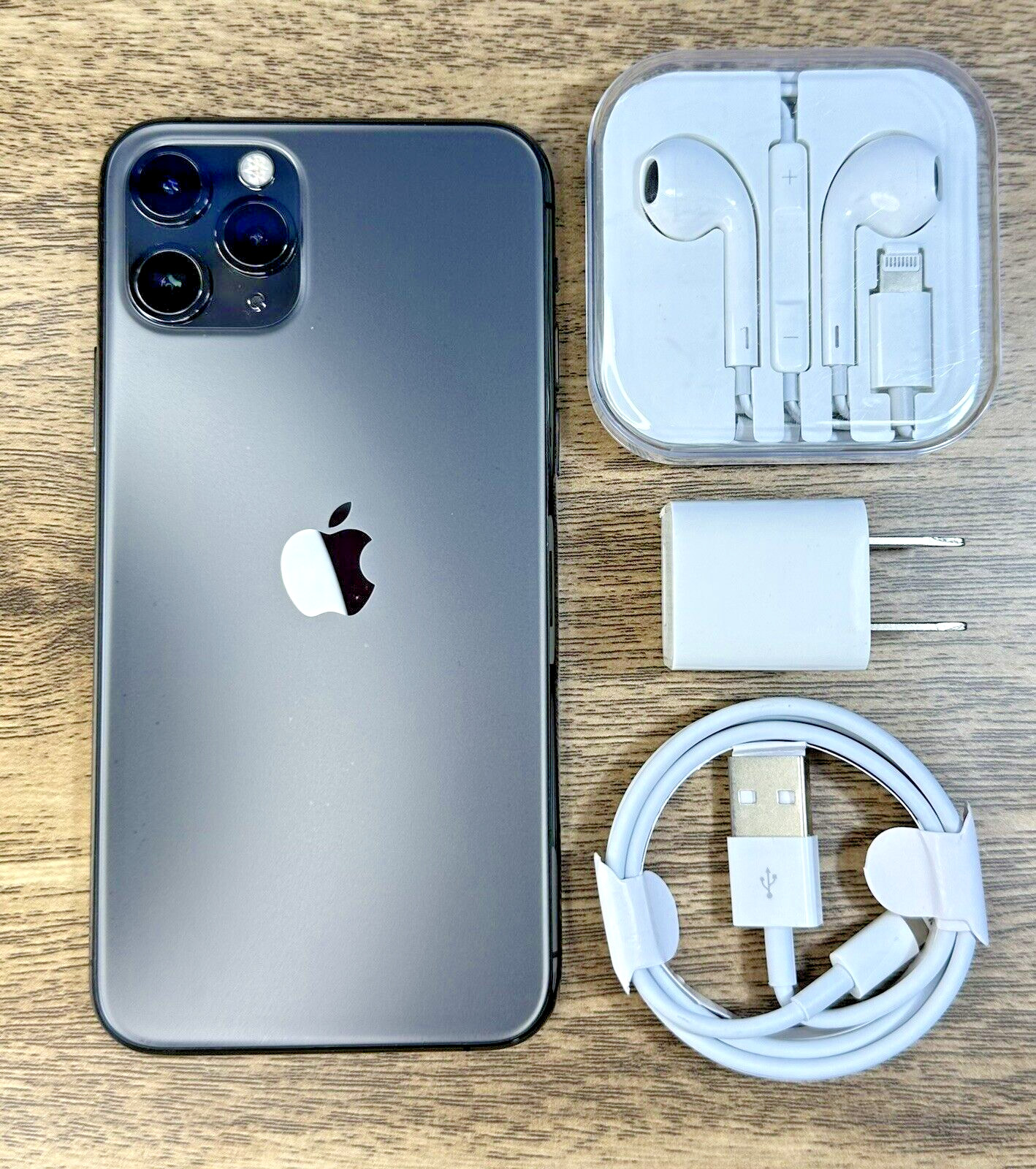 Apple iPhone 11 Pro – 64 GB – Space Gray (Unlocked) – Good Condition