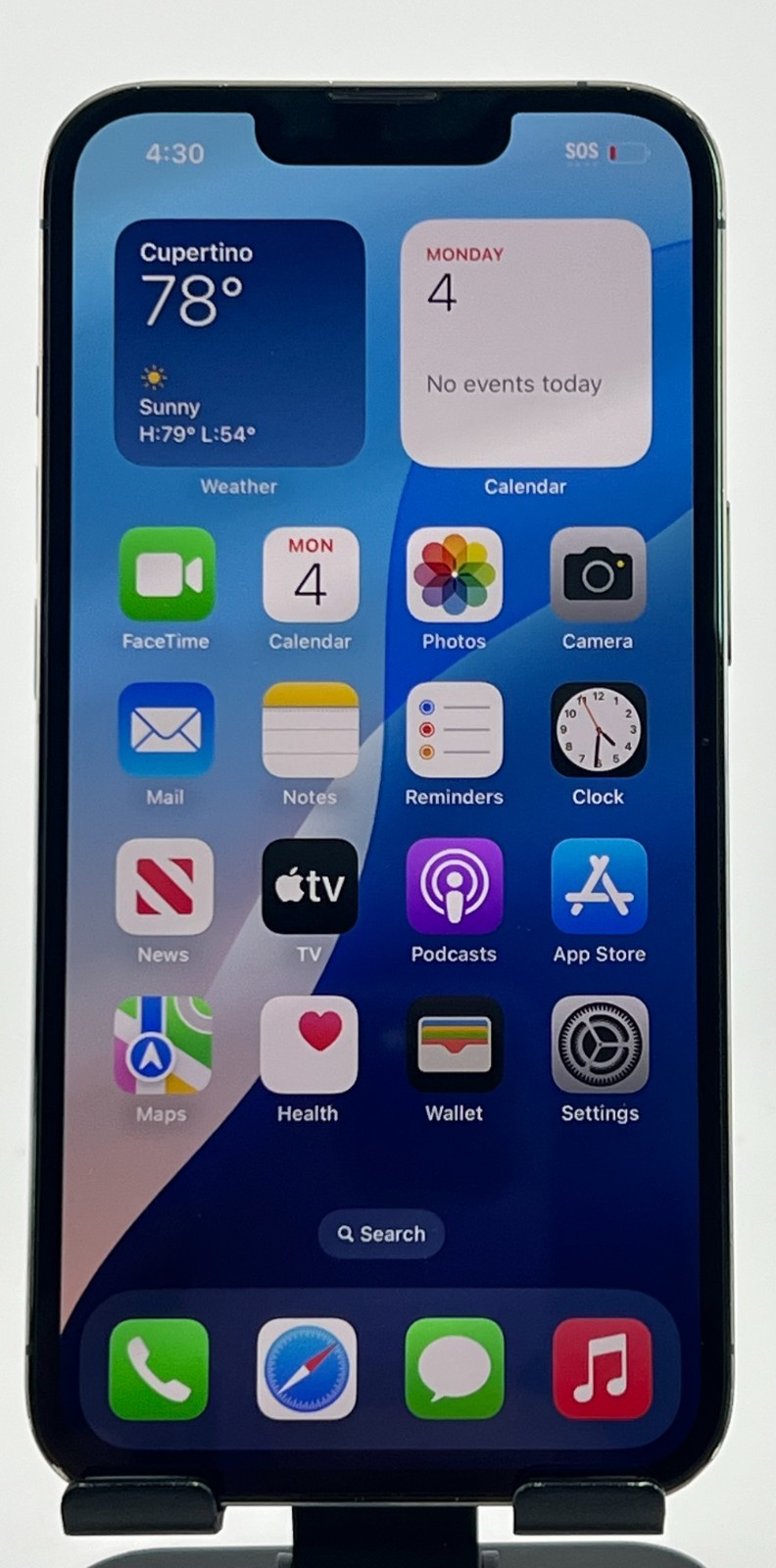 iPhone 13 Pro 128GB Alpine Green – Unlocked – Cracked Back, Dust in Cam, 77%🔋