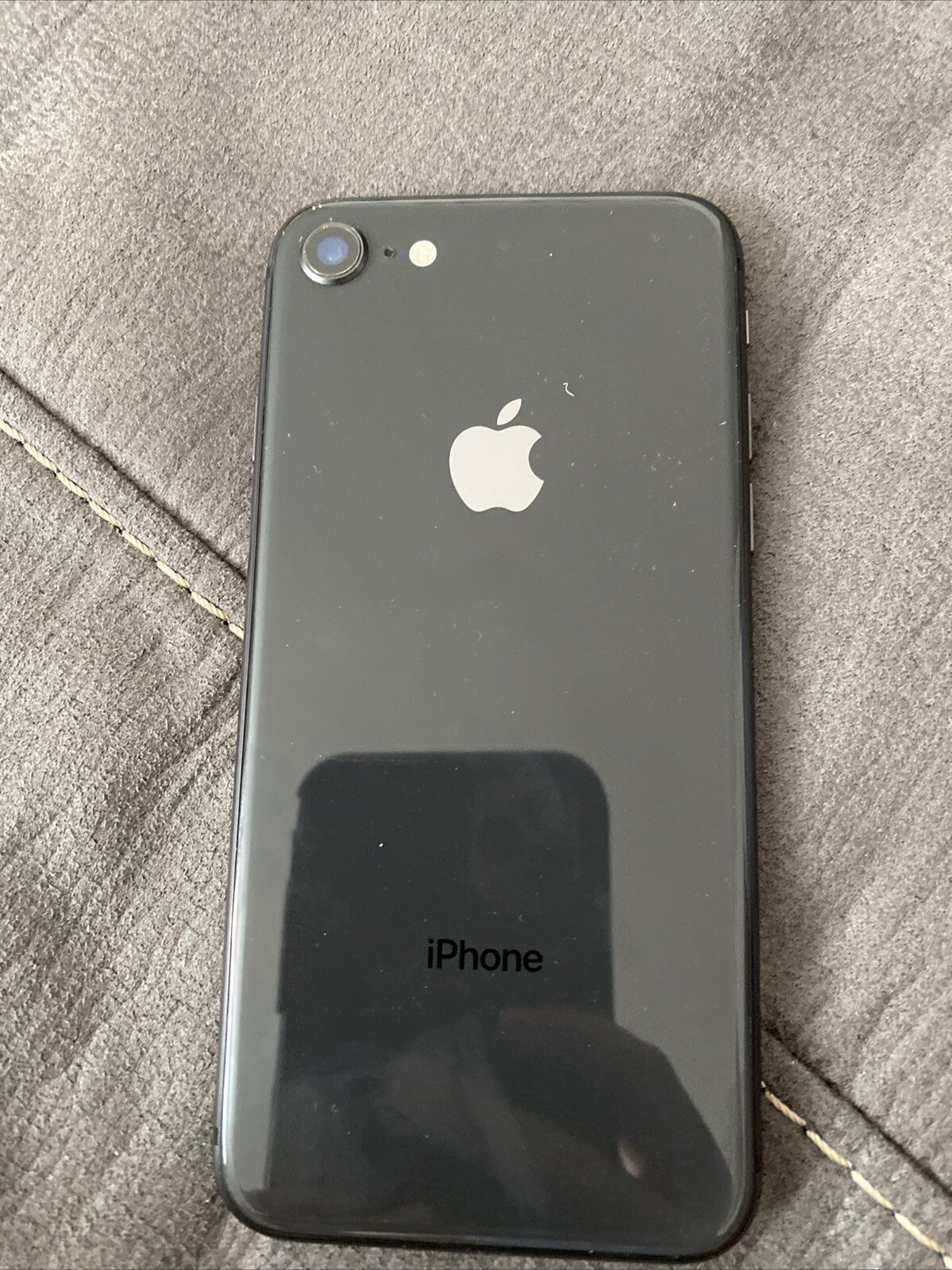 Apple iPhone 8 – 64GB – Space Gray (Verizon)