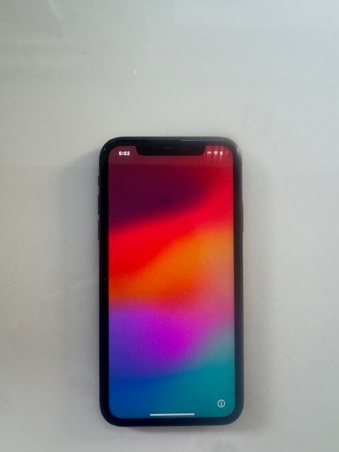 Apple iPhone 11 Black 64GB CARRIER LOCKED – 93% Battery Health