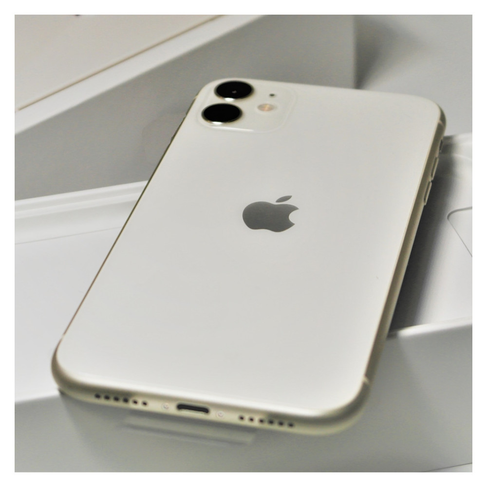 Apple iPhone 11 64GB 128GB Unlocked Verizon At&t T-Mobile 4G Capable Smartphone