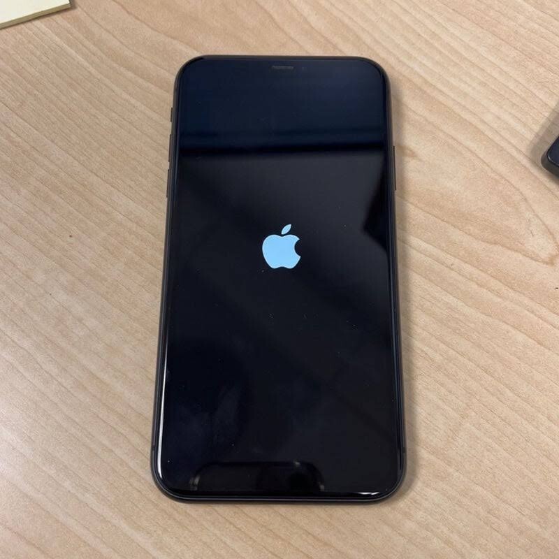 Apple iPhone 11 – 64GB – Black (Unlocked) A2111 (CDMA + GSM)