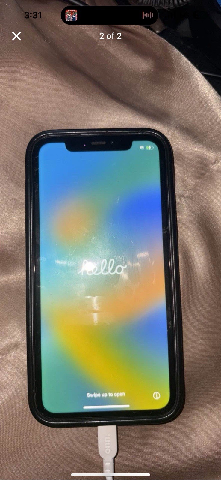 iPhone 11 Used Locked Carrier Thru At&t No Problems Minor Scratches On Screen