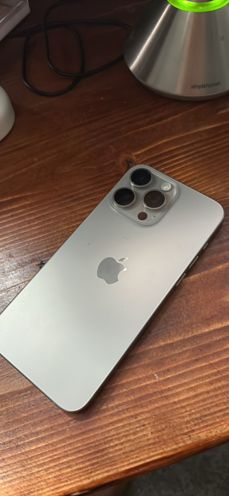 apple 15 pro max US cellular  locked phone (used for 3 days)  no issues