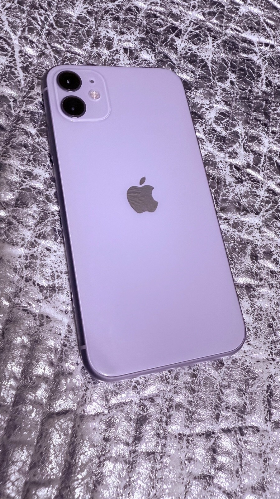 Unlocked Apple iPhone 11 128GB Lilac MWLJ2LL/A Single First Owner USA Seller