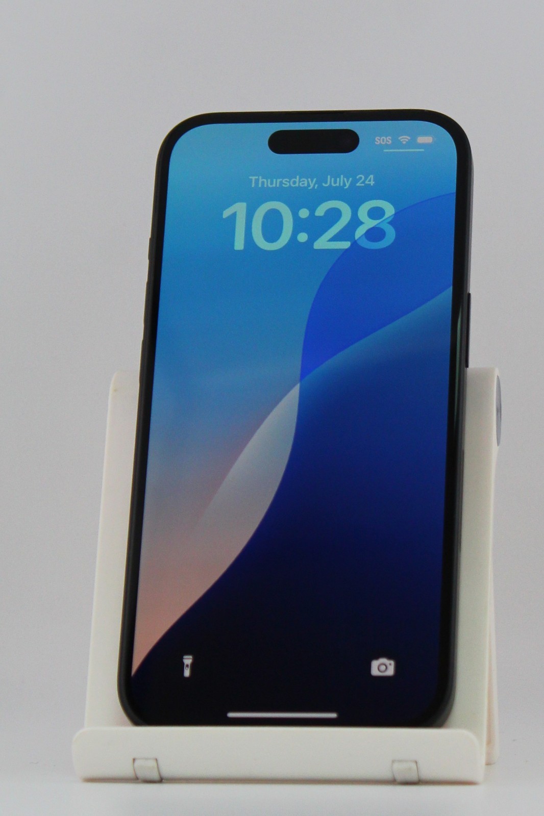 Good Condition – Apple iPhone 15 128GB Black (AT&T ONLY) – Free Shipping