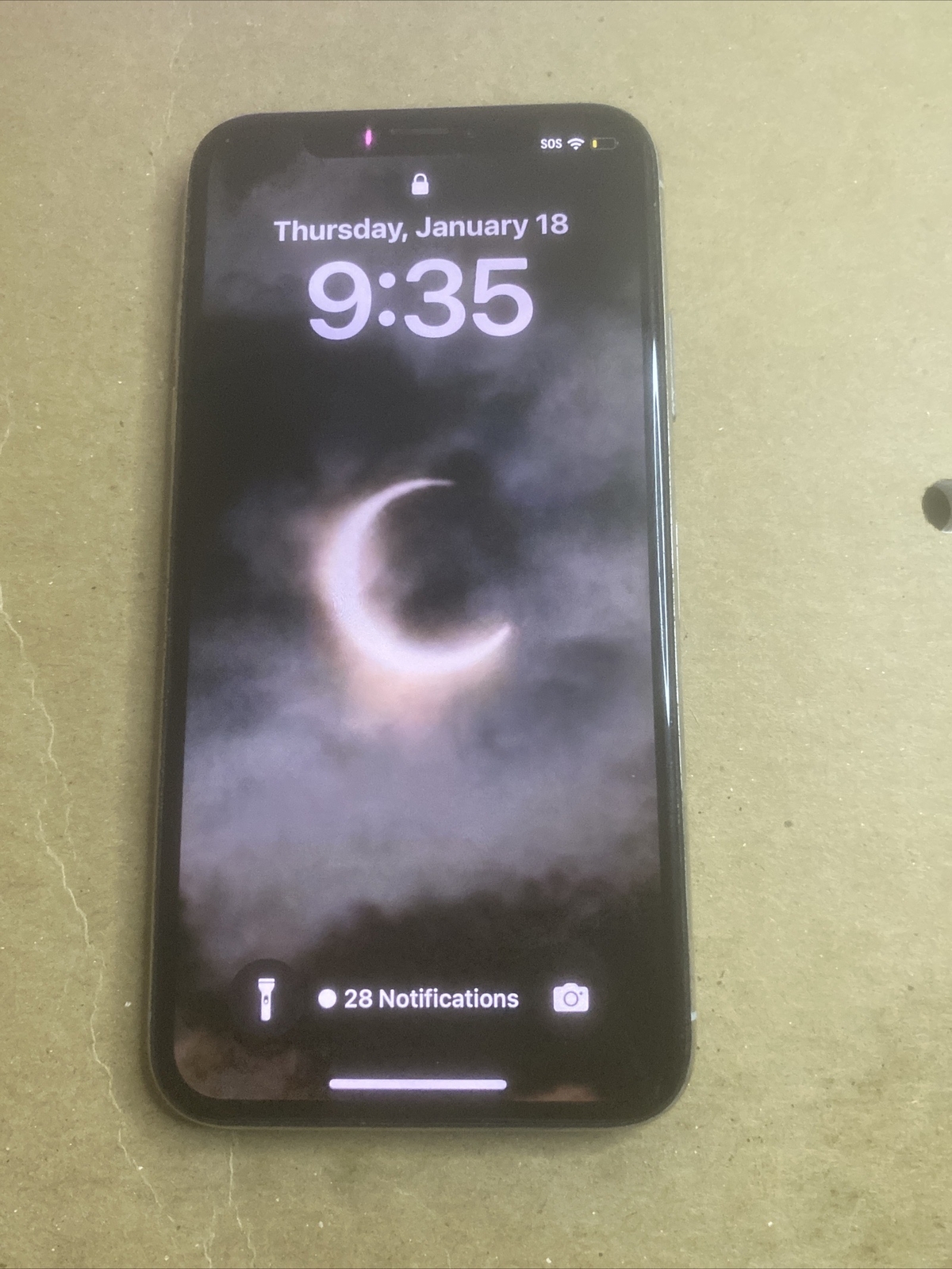 Apple iPhone X – 64GB – Silver (Unlocked) A1865 (CDMA + GSM)