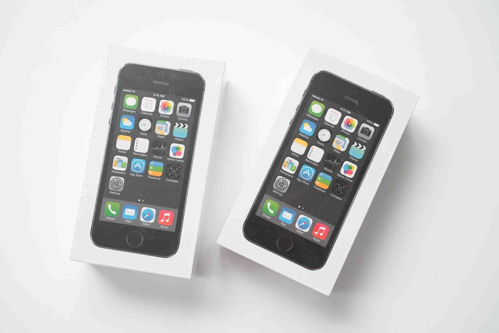 📱Apple iPhone 5S 16/32/64GB Unlocked Grade A+ Condition IOS12 sealed📱