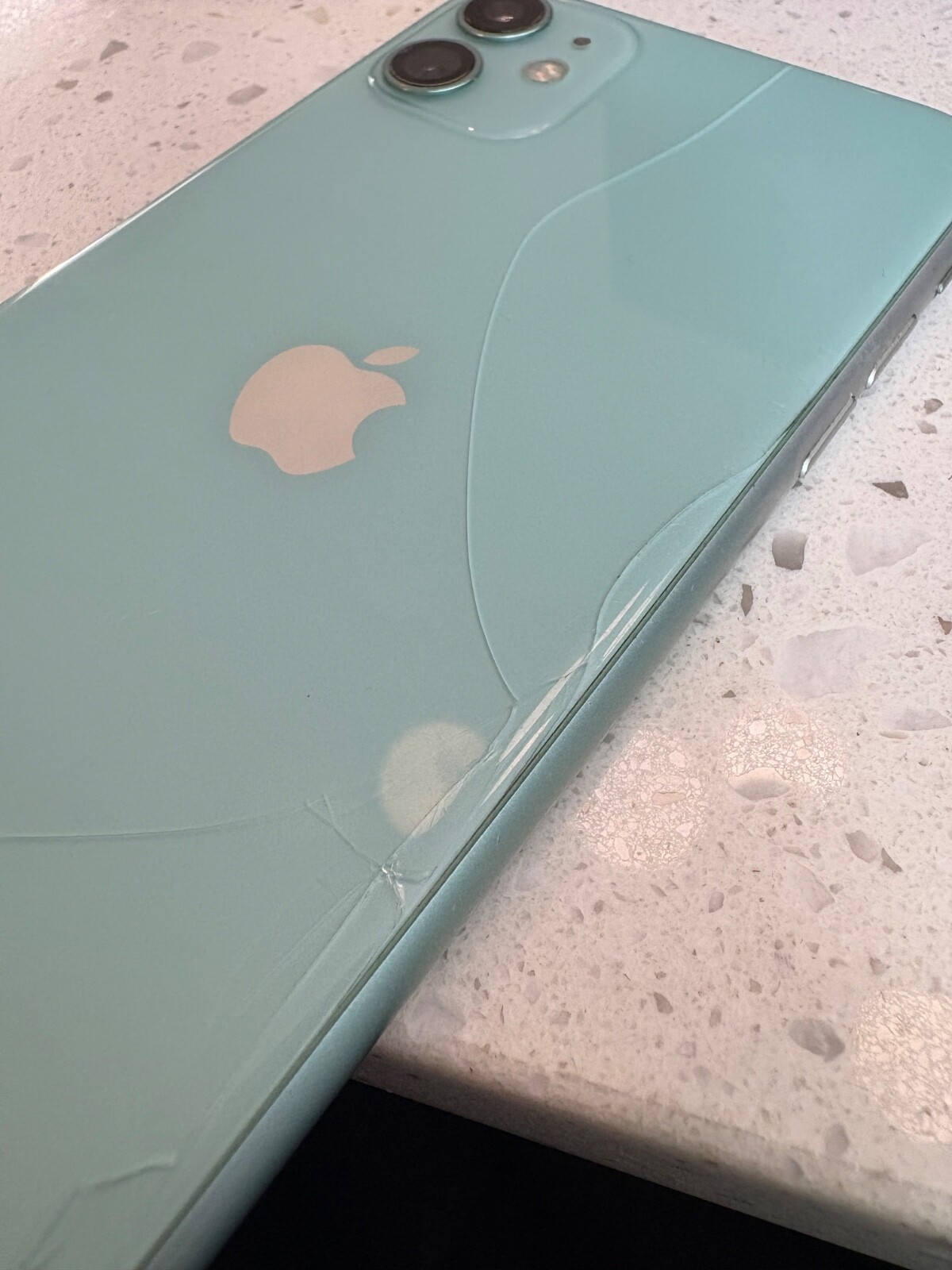 Apple iPhone 11 – 64 GB – Green (Unlocked)