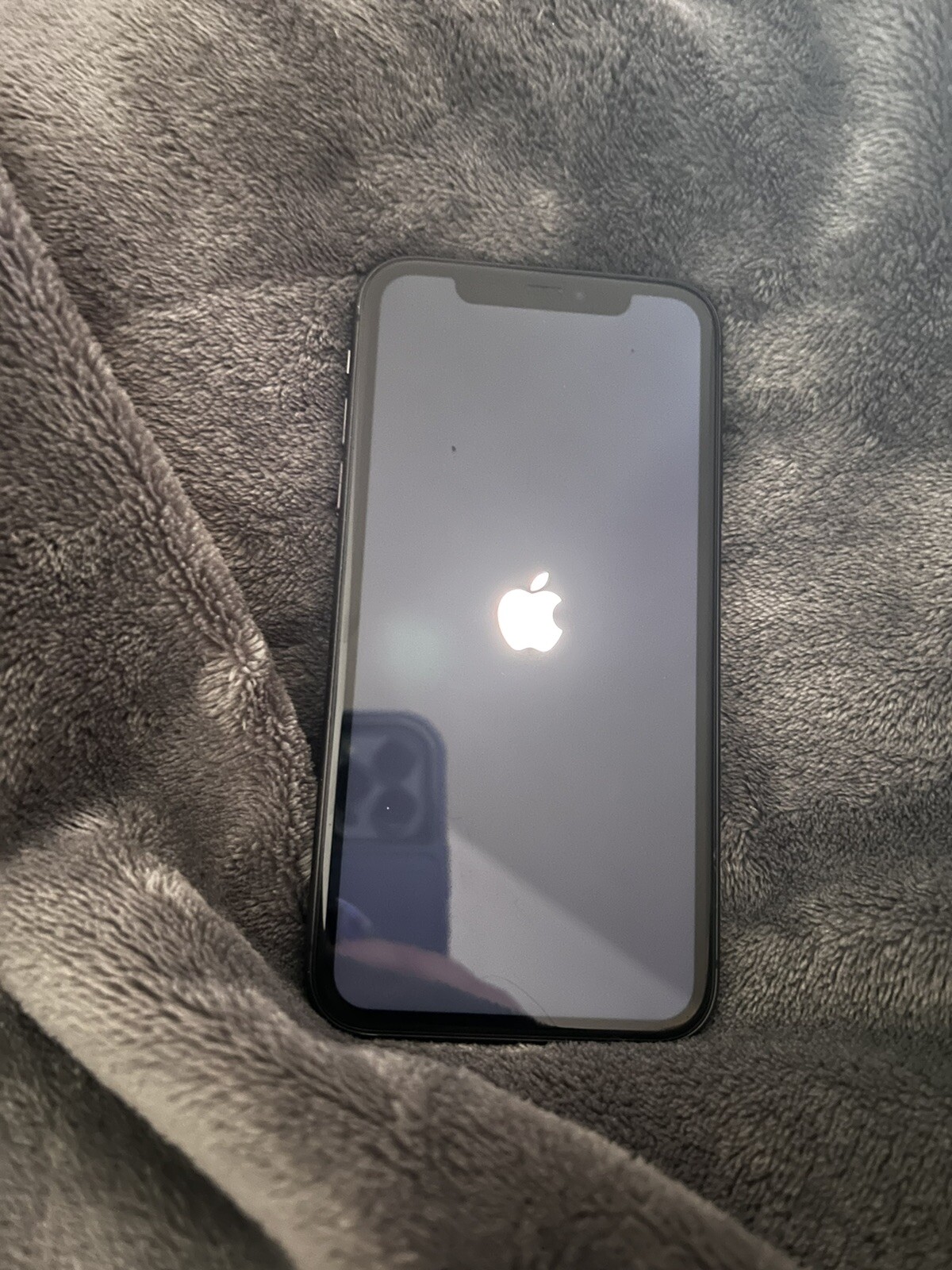 Apple iPhone 11 – 128GB – Black (Unlocked) A2111 (CDMA + GSM)