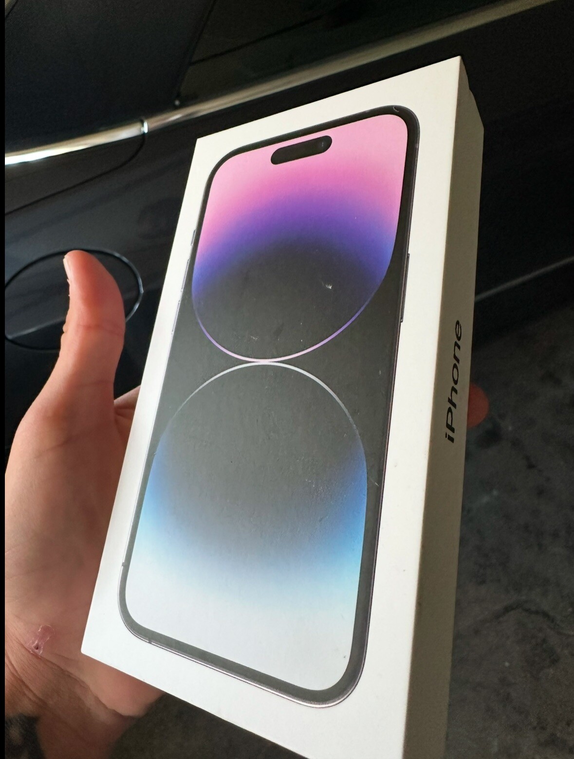 Iphone 14 Pro With Tiktok Installed