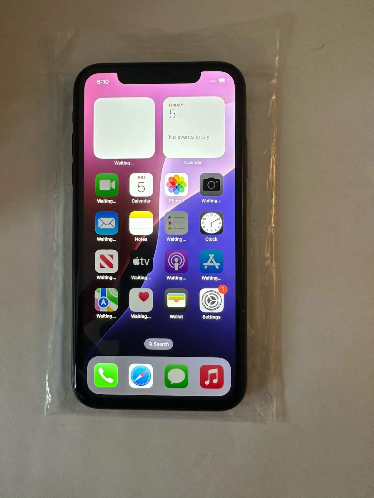 Apple iPhone 11 (Unlocked) iOS Smartphone Black 64GB 6.1″ Display 12MP Camera