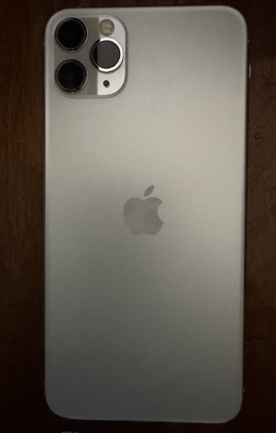 iPhone 11 Pro Max 64GB Unlocked – Read