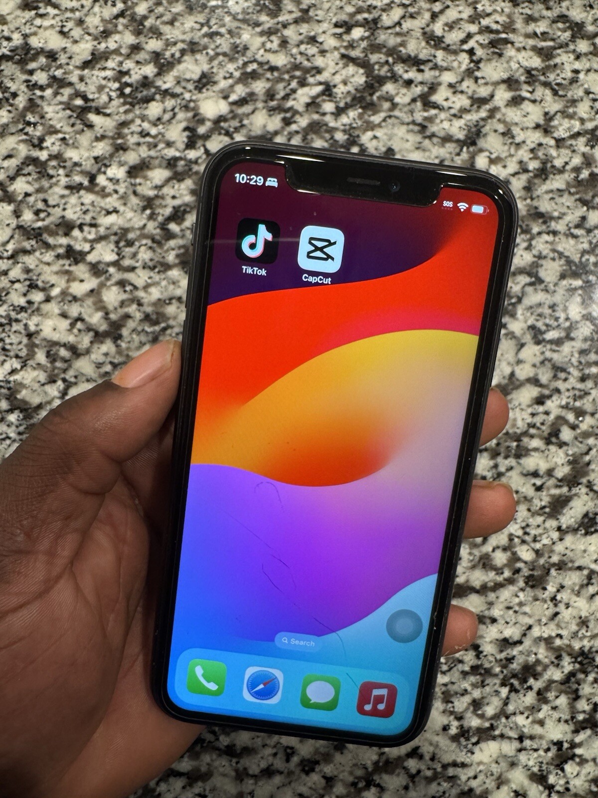 iPhone 11 XR WITH TIKTOK AND CAPCUT