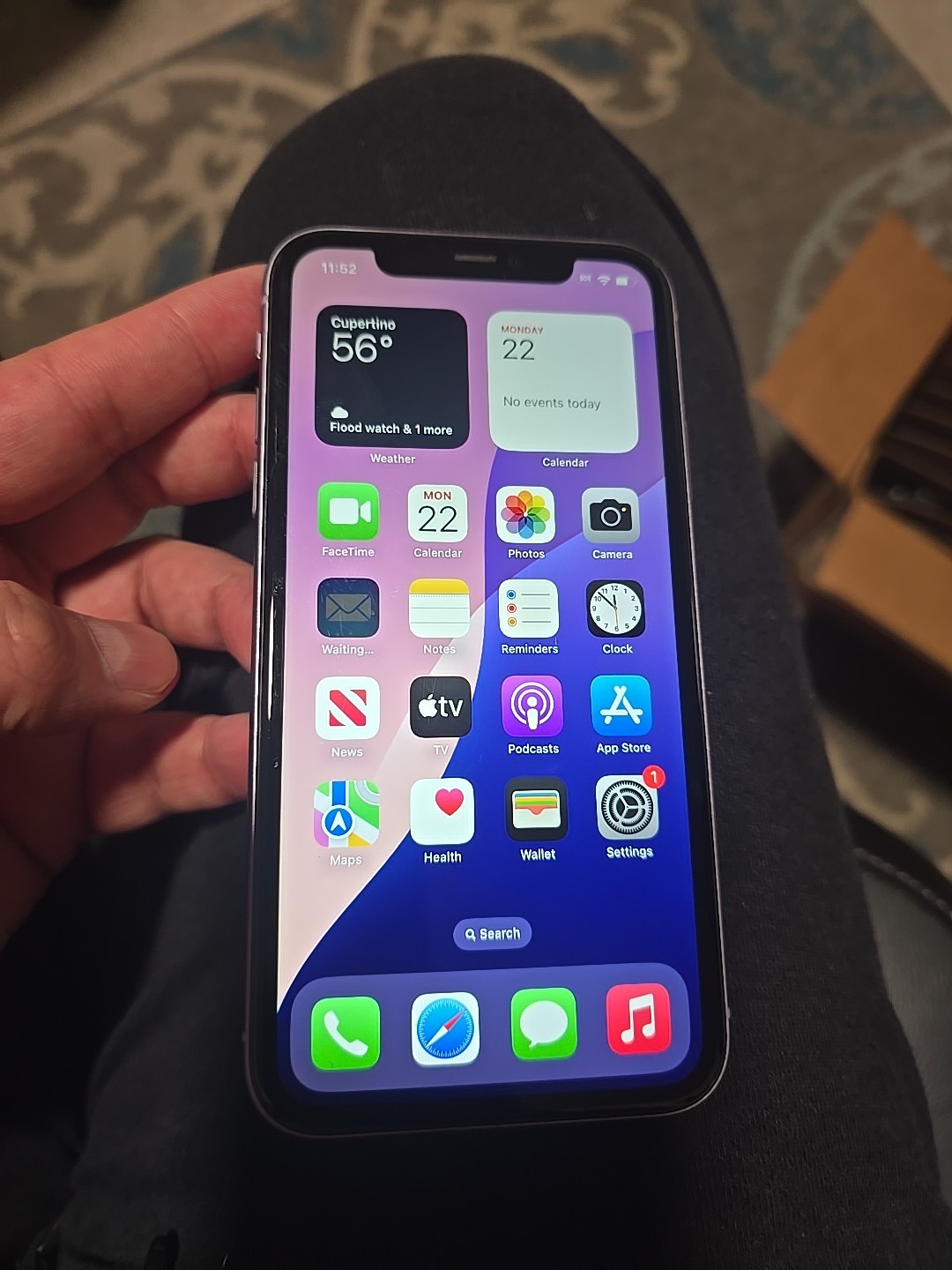 Apple iPhone 11 – 128 GB – Purple (Unlocked)