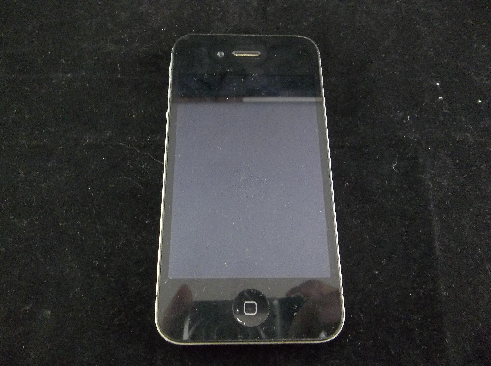 Apple iPhone 4 A1349 Black Smartphone For Parts Or Repair