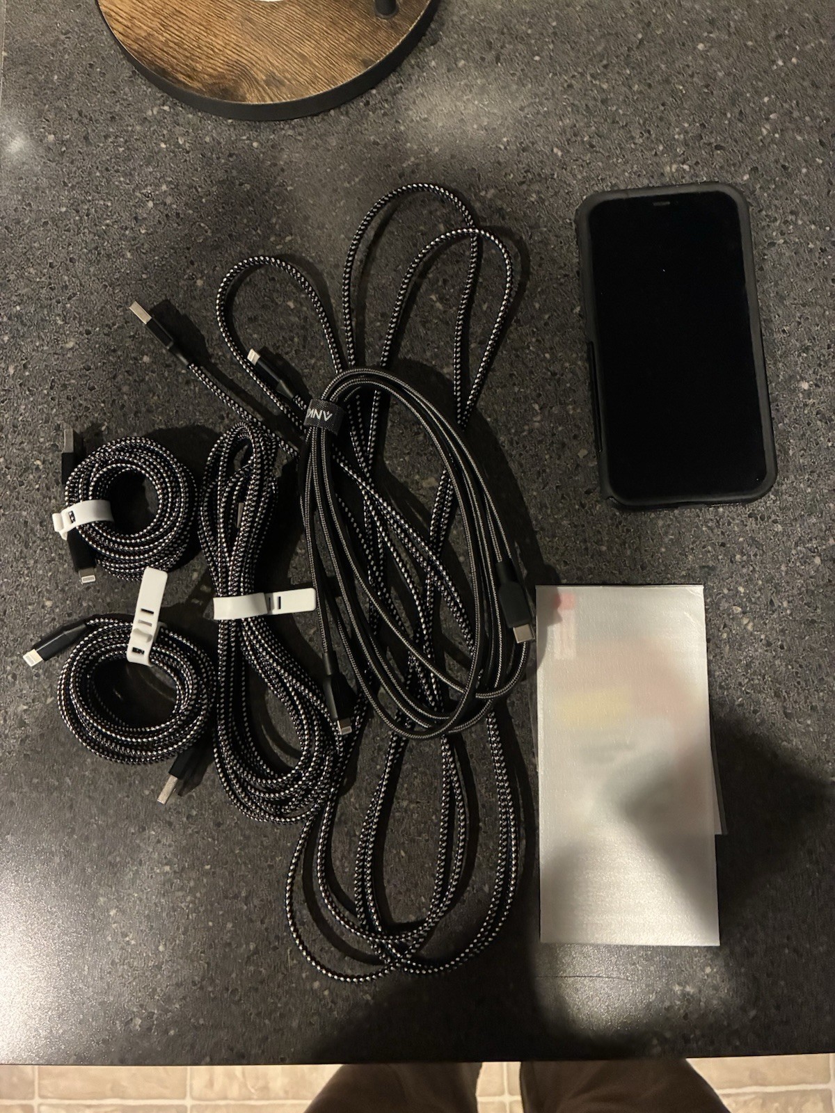 Apple iPhone 12 – 64GB – Fully Unlocked – ALL CARRIERS – FAIR Condition