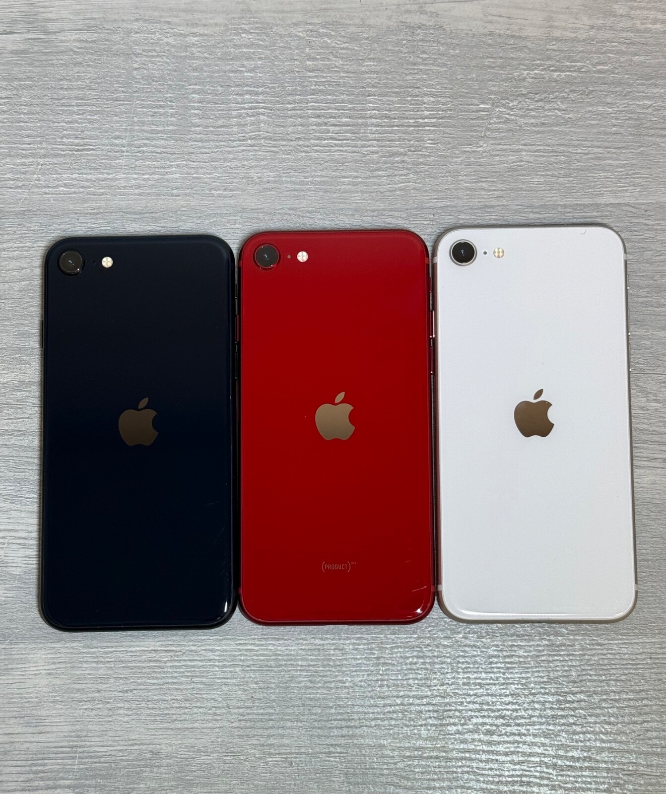 Apple iPhone SE 3rd Gen 2022 – 64GB 128GB – All Colors Unlocked AT&T T-Mobile