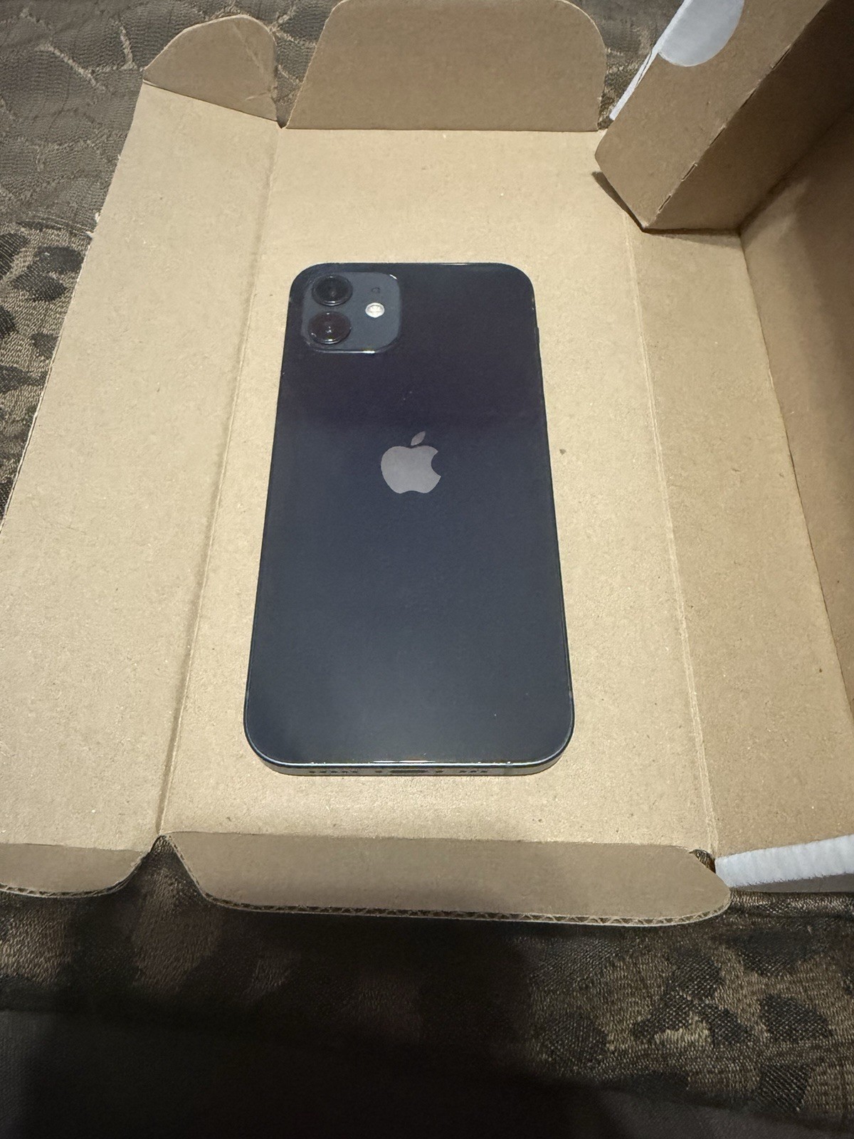 Apple iPhone 12 Unlocked 64 Gb Black Battery Health 92%