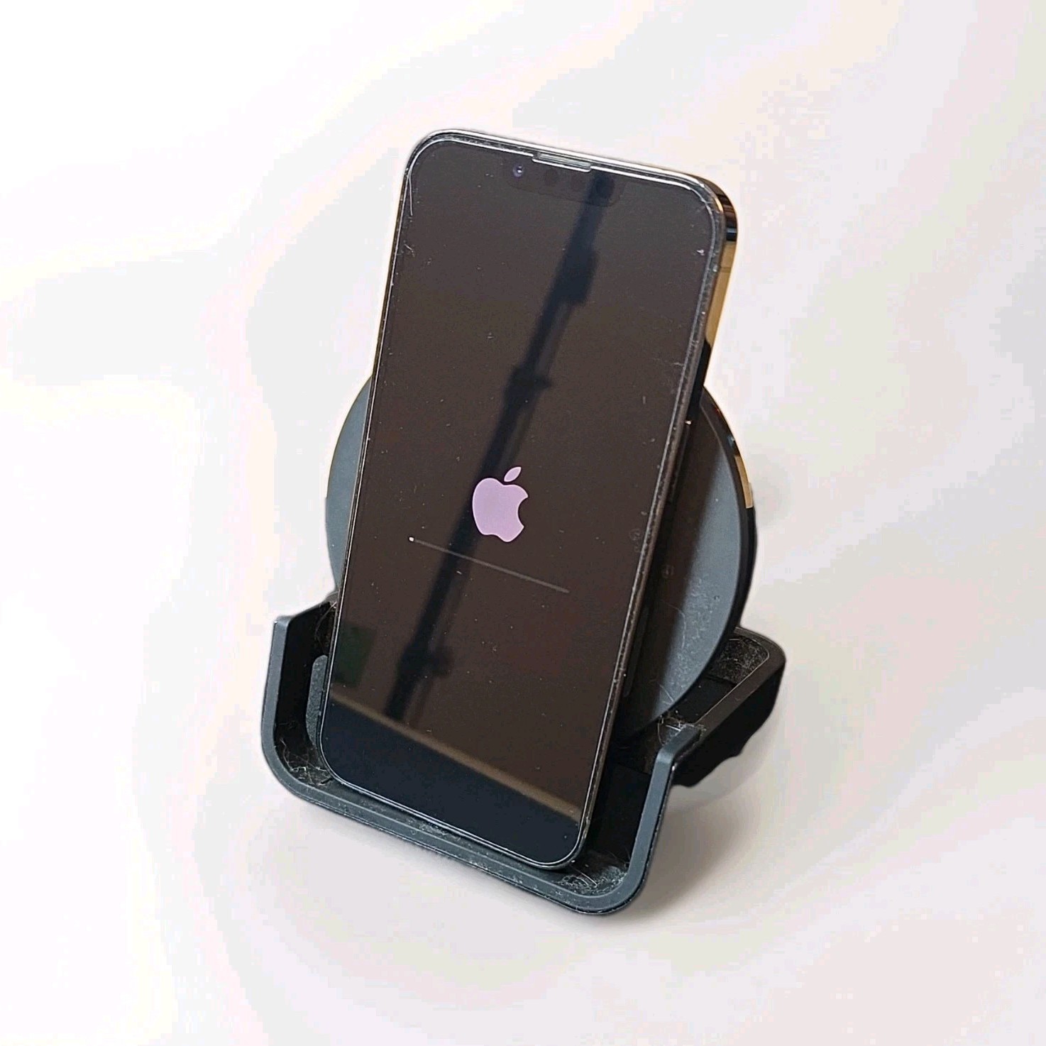 Apple iPhone 13 Pro – 128 GB – Alpine Green (Factory Unlocked) BH83%