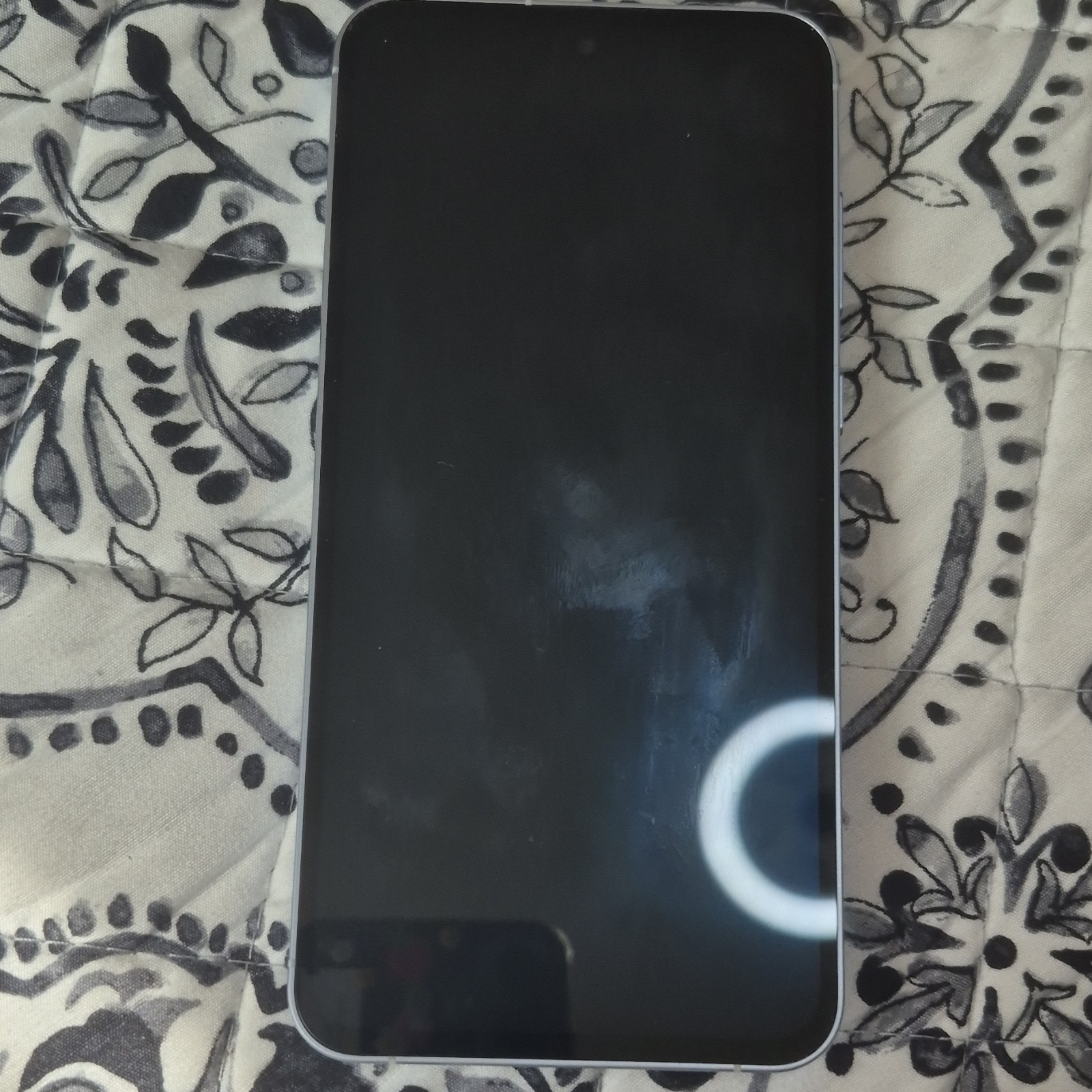 Samsung Smartphone Triple Rear Cameras White