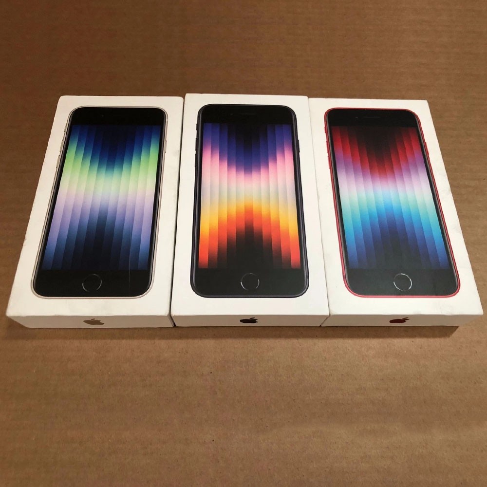 New Sealed Apple iPhone SE 3rd Gen (2022) A2595 128GB Factory Unlocked US STOCK