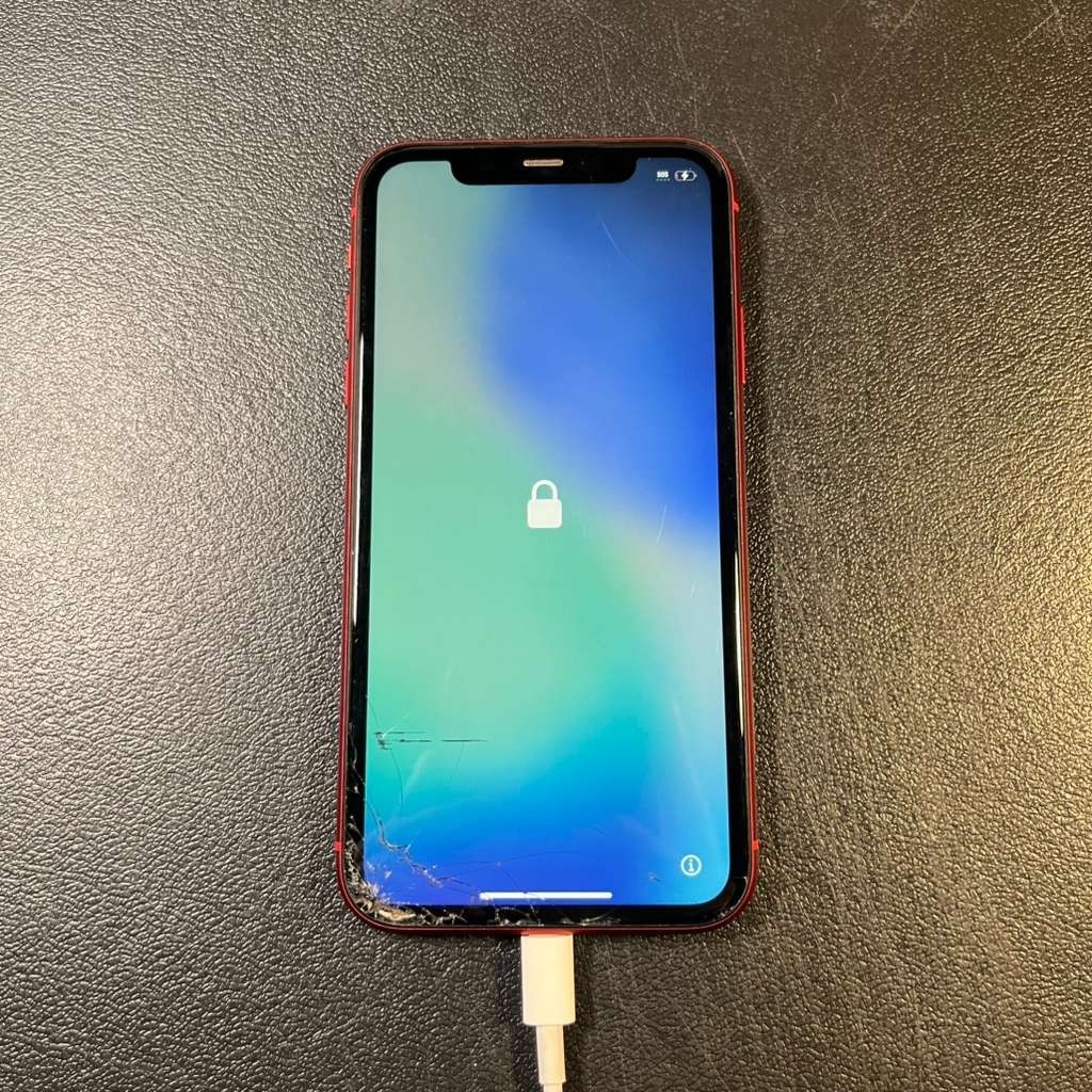 Apple iPhone 11 – 64 GB – (PRODUCT)RED – PARTS ONLY/READ