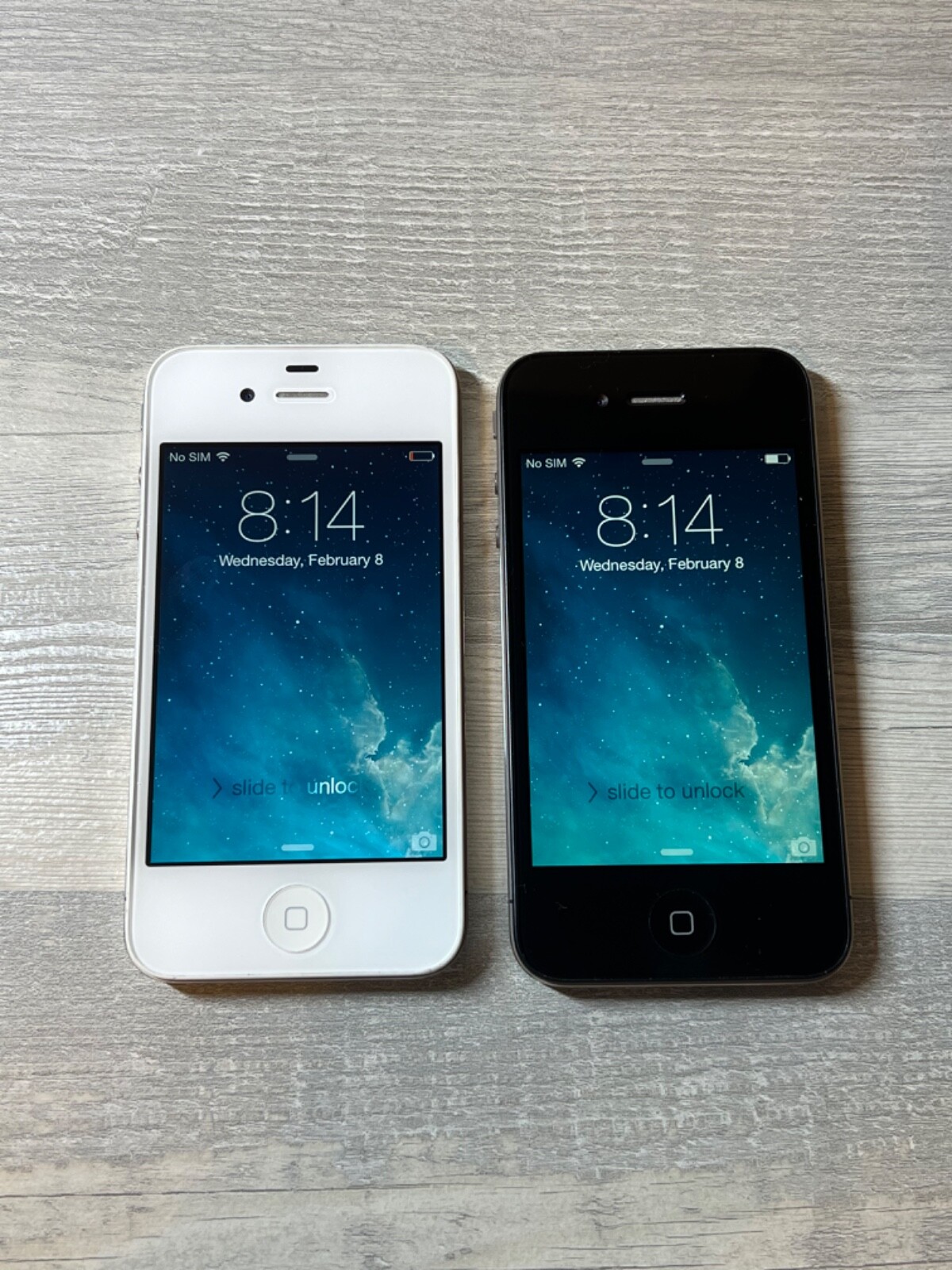 Apple iPhone 4 – 8GB 16GB 32GB – All Colors –  Unlocked AT&T Verizon A1332 A1349